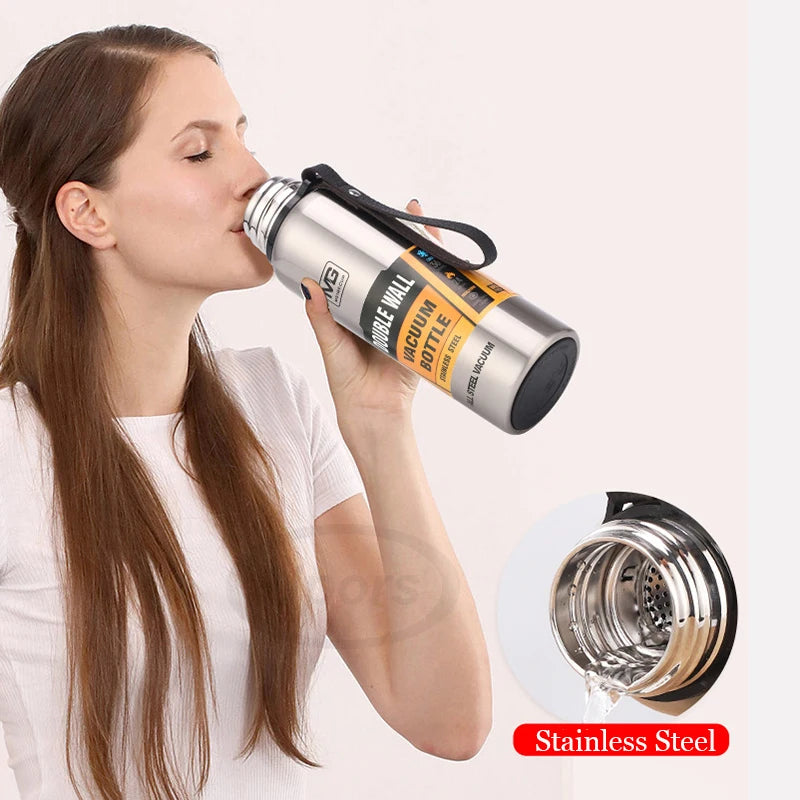 Thermos acciaio inox 1,5 L con cordino – borraccia termica portatile