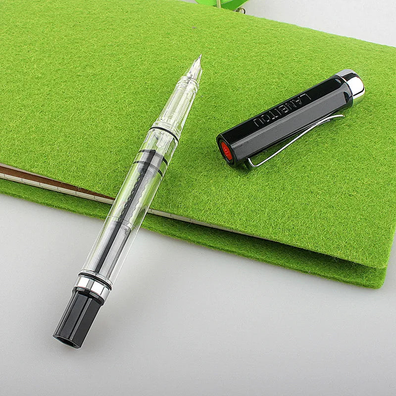 Penna stilografica trasparente, riempimento a pistone, punta 0.5 mm