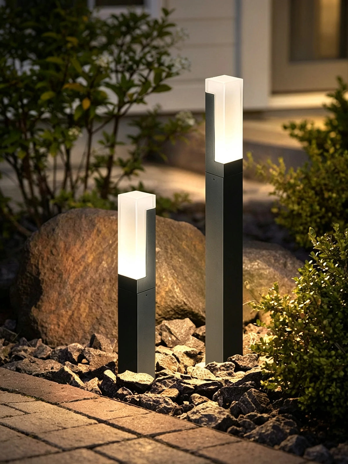 Lampada LED da Giardino Impermeabile 30-80 cm – Design Contemporaneo