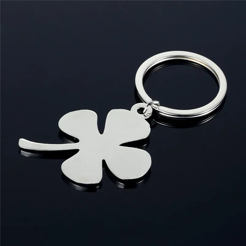 Metal High Quality Green Leaf Keychain Fashion Creative Beautiful Four Leaf Clover Alloy Lucky Key Chain Jewelry S161