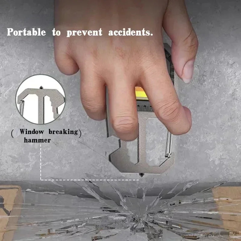 Mini torcia LED portachiavi 6 modalità con cacciavite, apribottiglie e martello