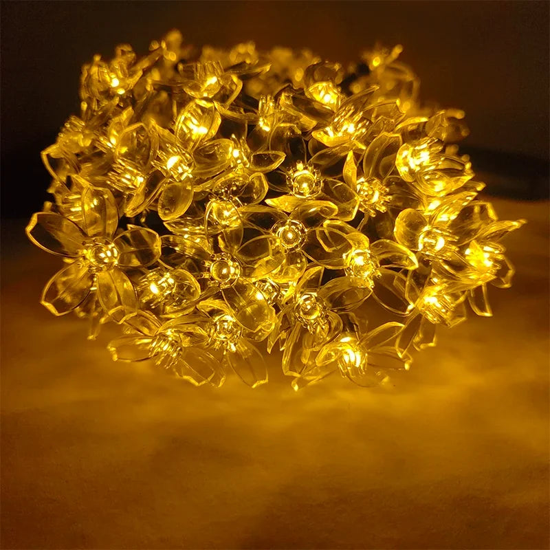Catena di luci solari a forma di fiori di ciliegio - 5/12/22 m, luce bianca…