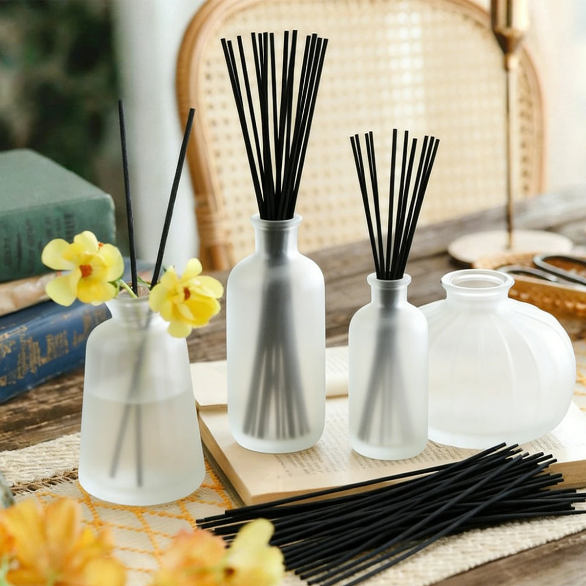 50pcs L50/60/70cm Black Fiber Rattan Sticks for Reed Diffuser Aroma Essential Oil Air Freshener Decorative Home Fragrance Sticks