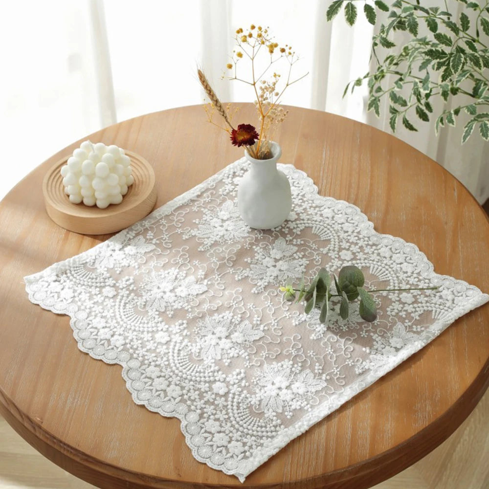 Tovaglietta in Pizzo Cotone Ricamato Floreale Vintage - Runner per Tavola