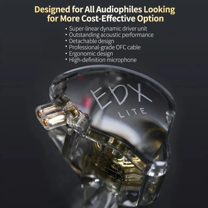 Auricolari in-ear con driver dinamico, microfono e cavo OFC intercambiabile
