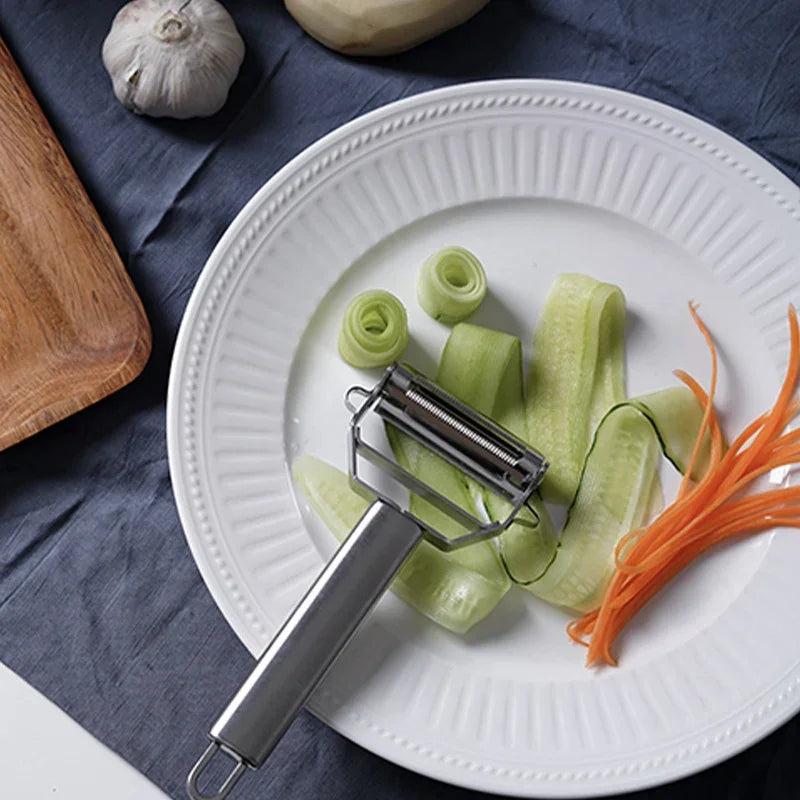 Pelatore e affettatore julienne in acciaio inox per frutta e verdura