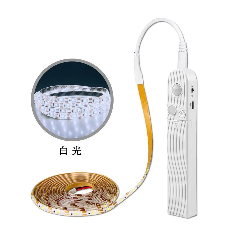 Striscia LED 5V con Sensore PIR, luce notturna a batteria per armadi e ambienti