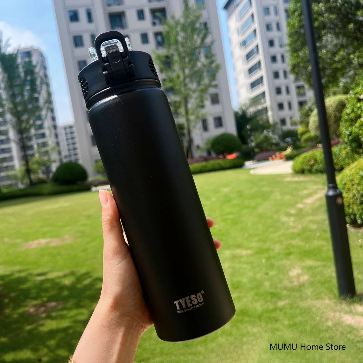 Thermos da 600/750 ml in acciaio inox con cannuccia – Mantiene caldo e freddo