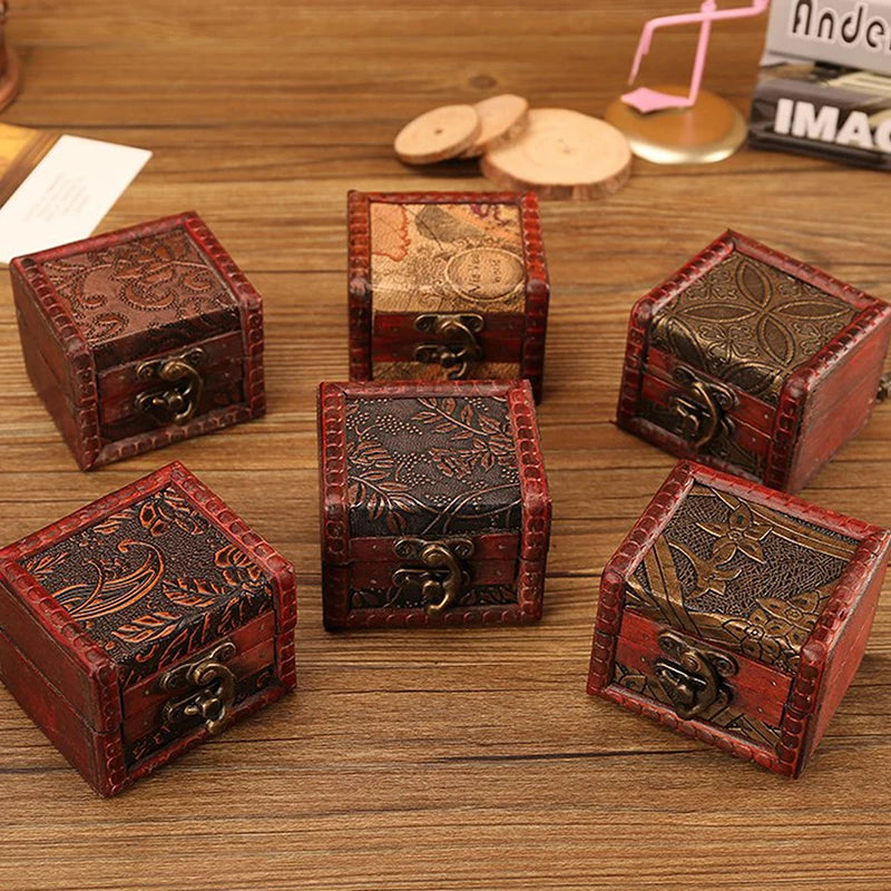 Scatola Portagioie Vintage in Legno con Lucchetto, Porta Anelli e Orecchini