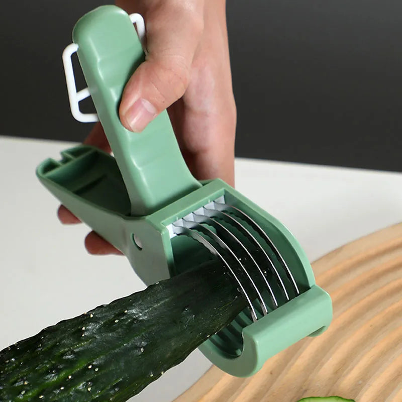 Affettatore Multiuso in Acciaio Inox per Verdure e Frutta – Design Minimalista