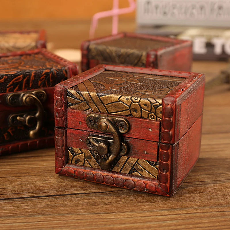 Scatola Portagioie Vintage in Legno con Lucchetto, Porta Anelli e Orecchini