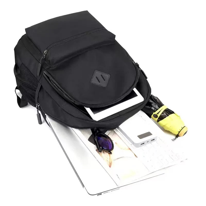 Nouveau sac à dos noir tendance, sac décontracté pour l'école, les trajets quotidiens, les sorties en plein air et les cadeaux de festival
