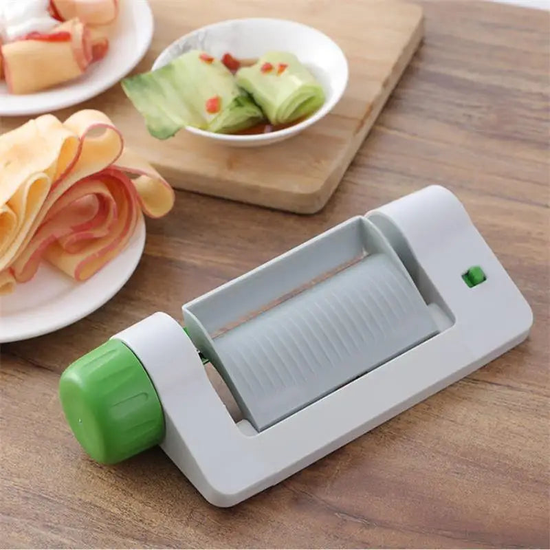 Affettatrice in plastica per mele, pere e verdure – tagliatore per patate