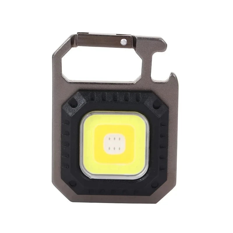 Mini torcia LED portachiavi 6 modalità con cacciavite, apribottiglie e martello