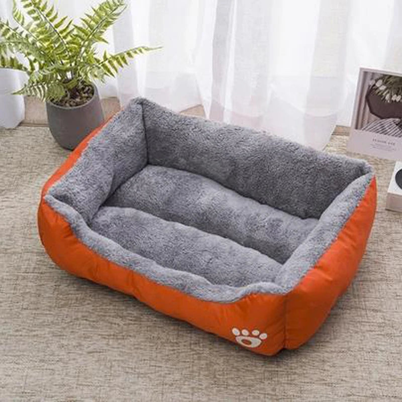 Cuccia Plush per Cani - Letto Non Scivoloso e Resistente, Taglie S-XL