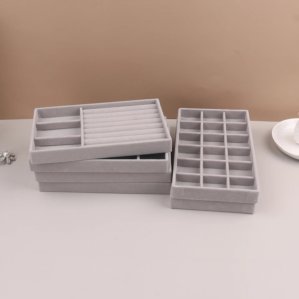 Velvet Jewelry Display Stackable Exquisite Jewellery Holder Portable Ring Earrings Necklace Organizer Box Organizator De Boys