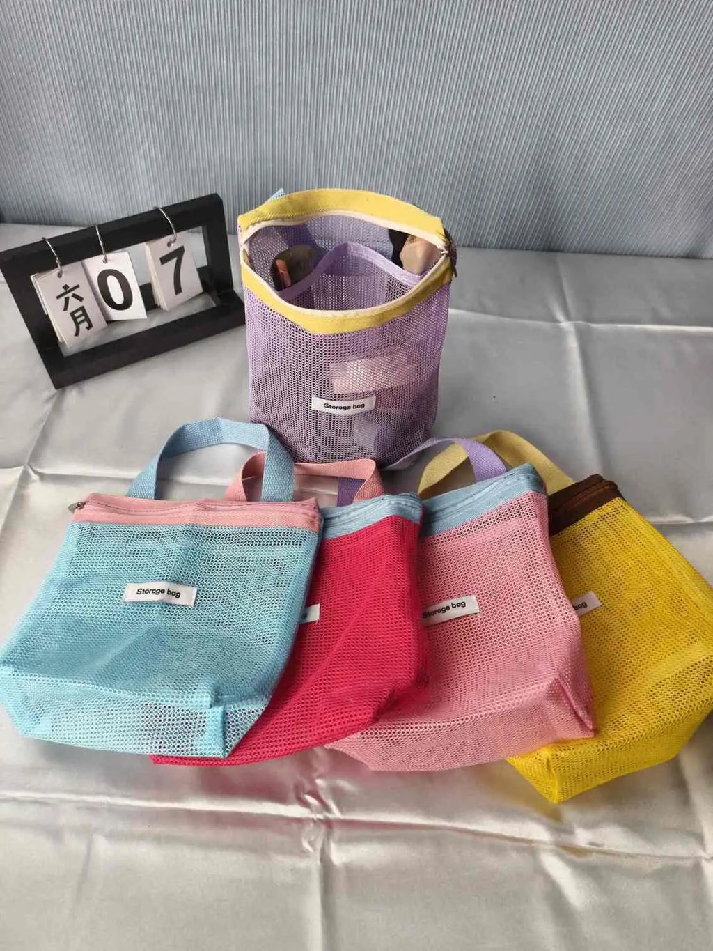 Borsa cosmetica pieghevole in rete, colore vivace, tascabile da spiaggia