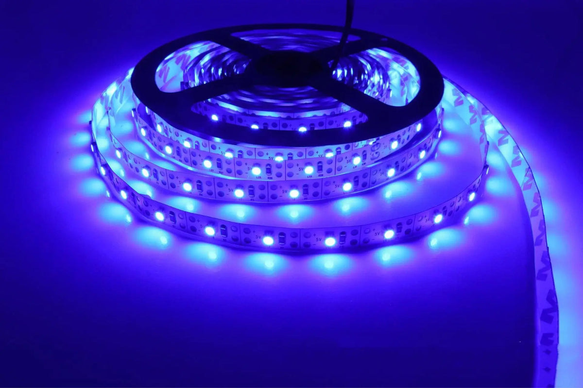 Striscia LED 5V con Sensore PIR, luce notturna a batteria per armadi e ambienti