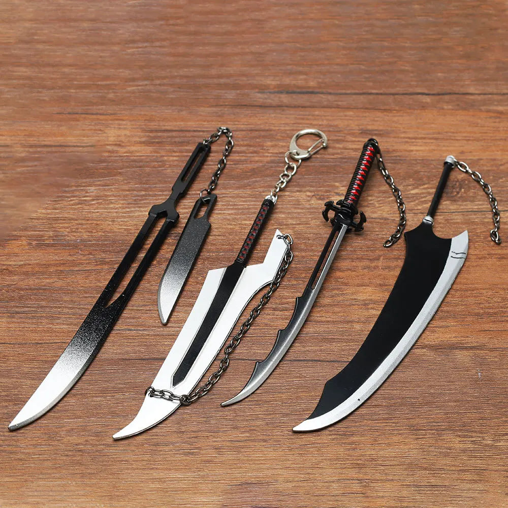 Anime BLEACH: Thousand-Year Blood War Keychains Kurosaki Ichigo Zangetsu Pendant Keyring Key Chain For Men Cool Jewelry Gifts