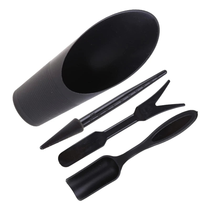 Set da 4 attrezzi in plastica per giardinaggio: pala, secchiello, cucchiaio e…
