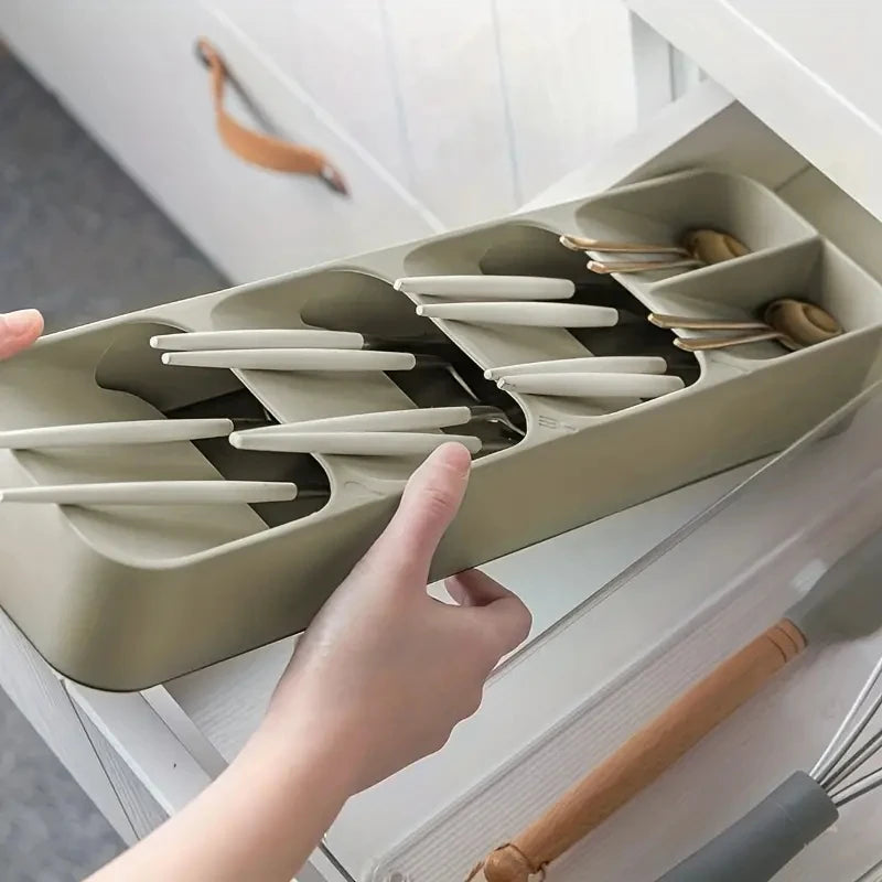Vassoio Organizer per Posate – Compartimenti Angolati BPA‑Free