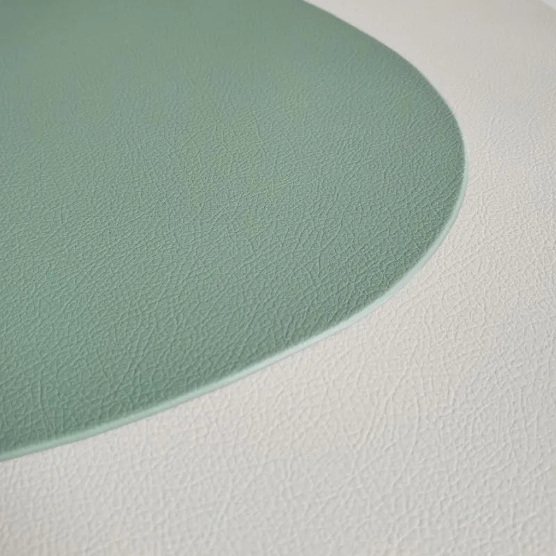 Set 2 tovagliette rotonde in eco-poliestere verde – lavabili, antiscivolo