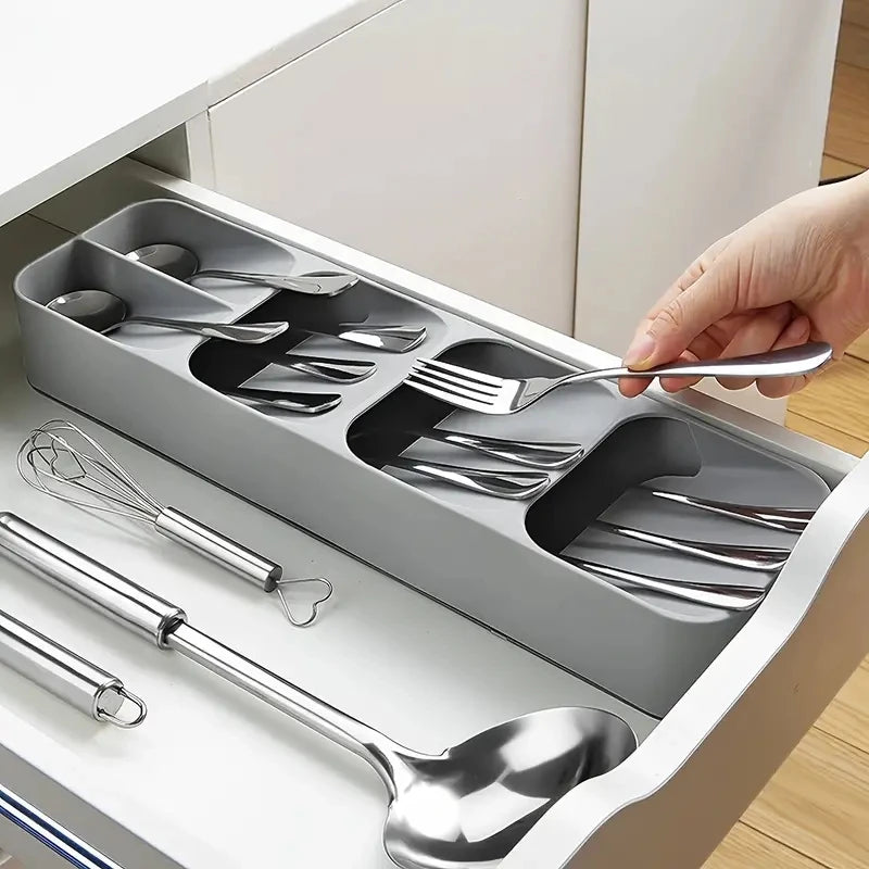 Vassoio Organizer per Posate – Compartimenti Angolati BPA‑Free
