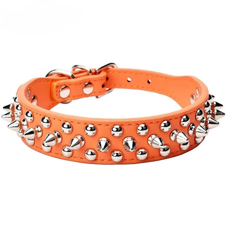 Collare per cane e gatto in pelle PU regolabile con rivetti punk e punte
