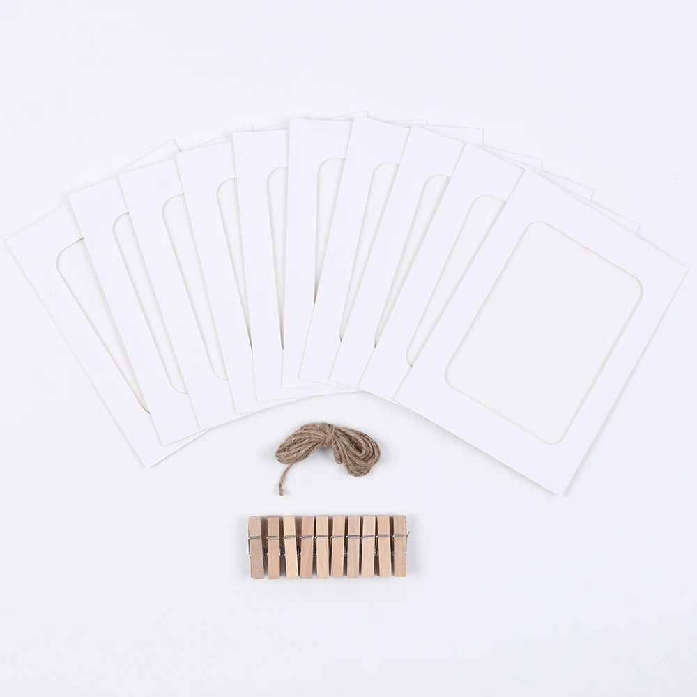 Set 10 Cornici Foto Carta con Clip Legno e Corda per Decorazione Muro