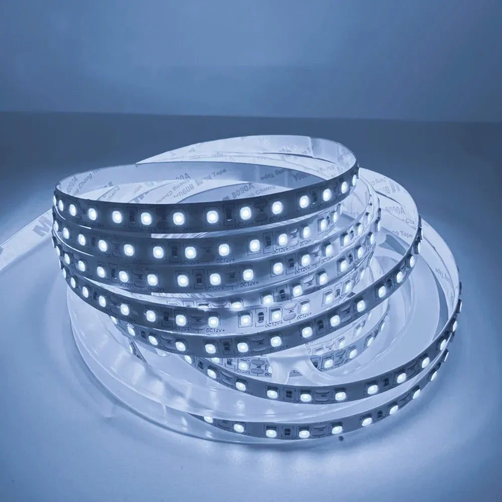 Striscia LED 2835 120 LED/m 8mm, colori RGB, AC 220‑240V, flessibile