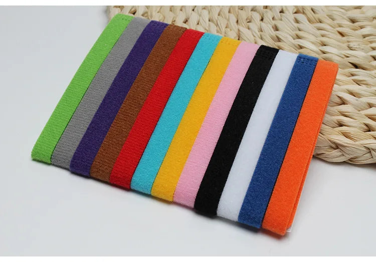 Collari identificativi in nylon per cani e gatti – set da 12 pezzi regolabili