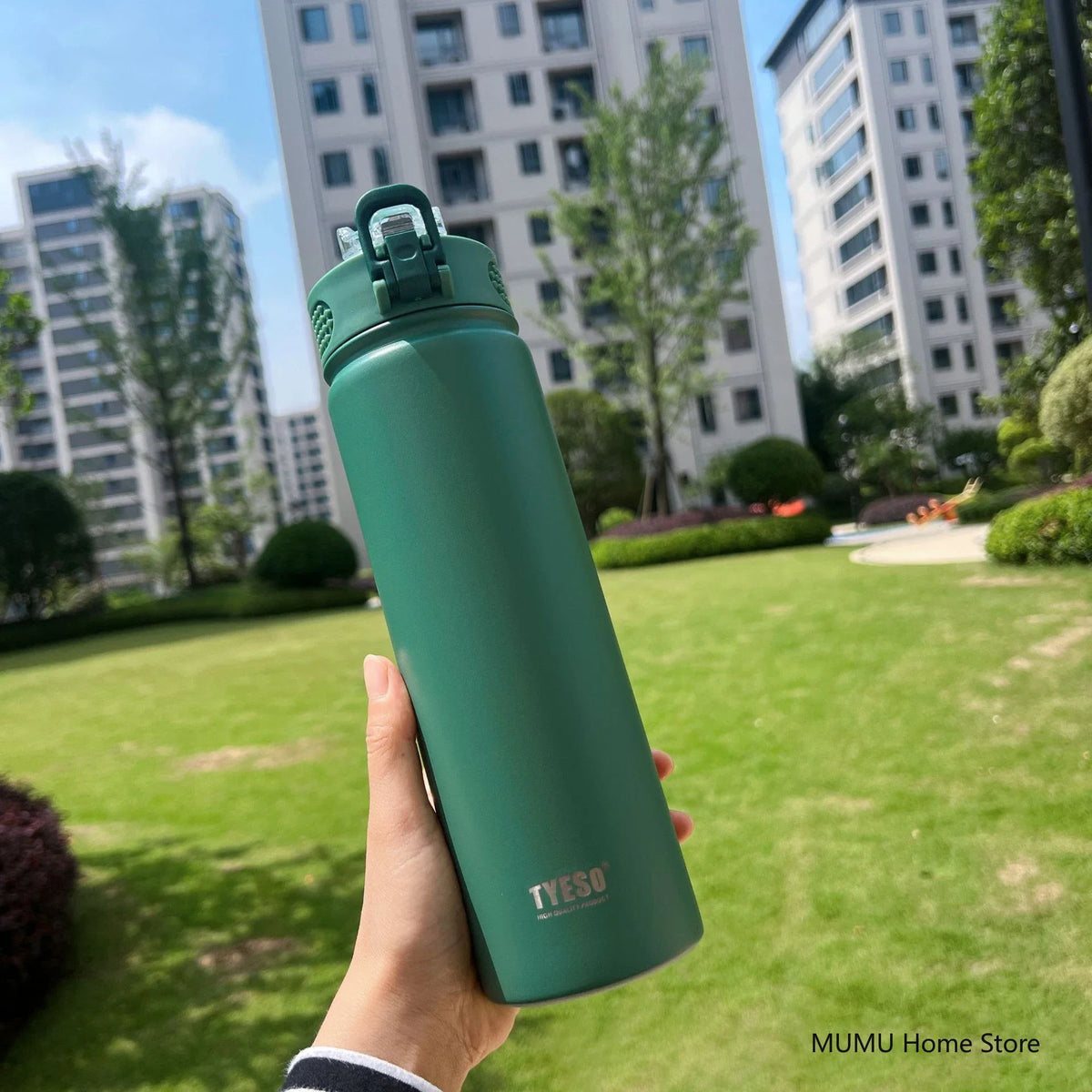 Thermos da 600/750 ml in acciaio inox con cannuccia – Mantiene caldo e freddo