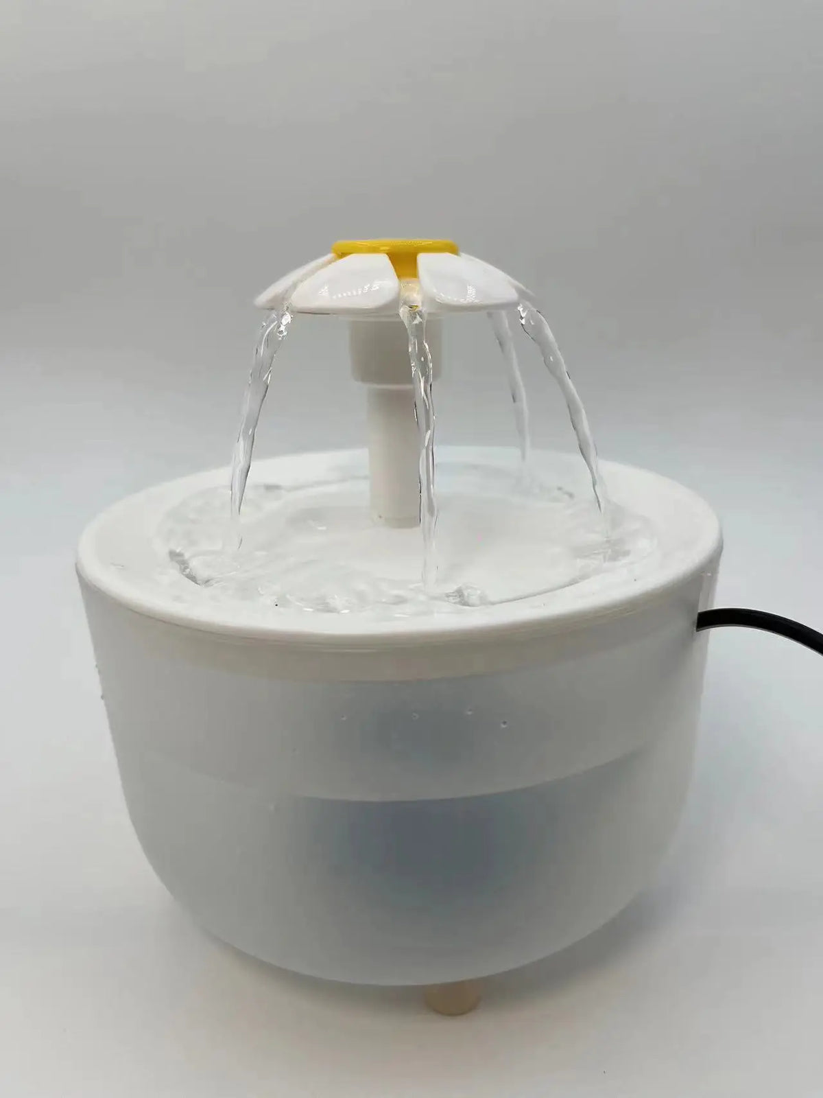 Fontana d'acqua per animali, 1,2 L, filtro auto, ricarica USB, 3 flussi