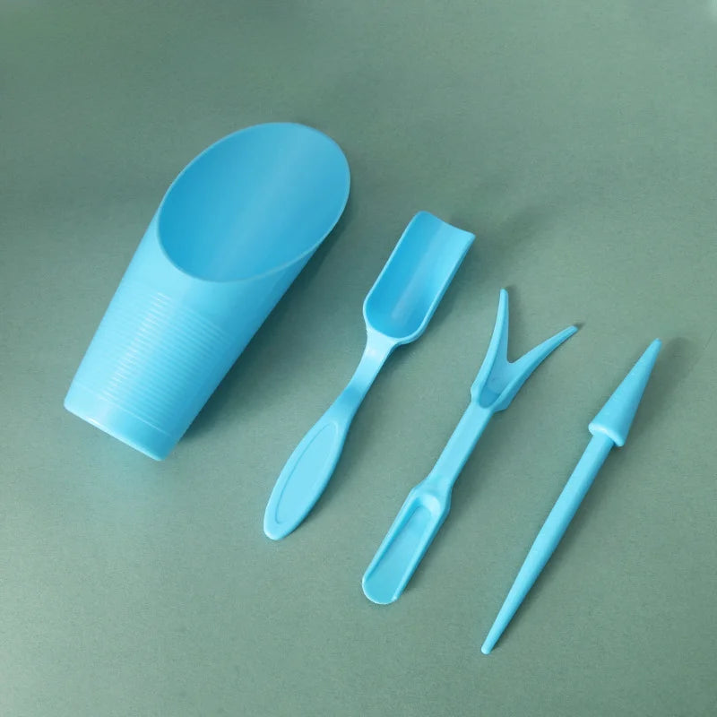 Set da 4 attrezzi da giardinaggio in plastica resistente – pala, cucchiaio,…