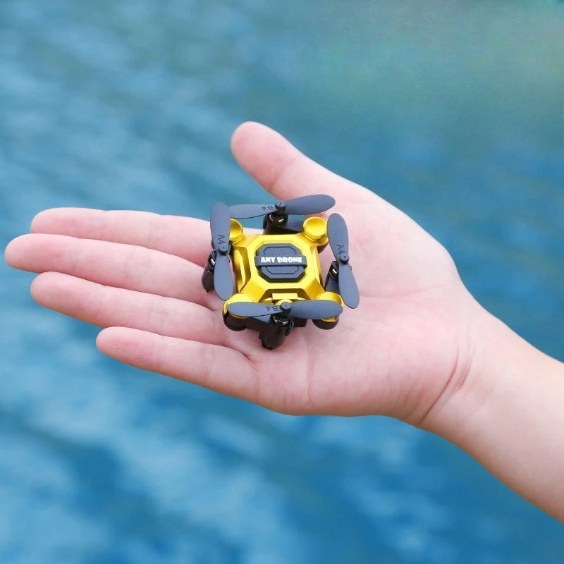 Mini Drone Pieghevole RC con Fotocamera 720p, Shockproof, 120m