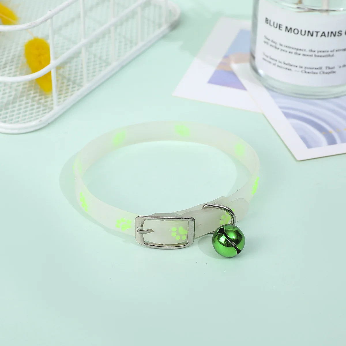 Collarlo per Gatto Luminous con Campanella Fluorescente Antismarrimento in…