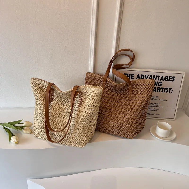 Borsa a tracolla in paglia intrecciata per donna – stile boho estivo 2025