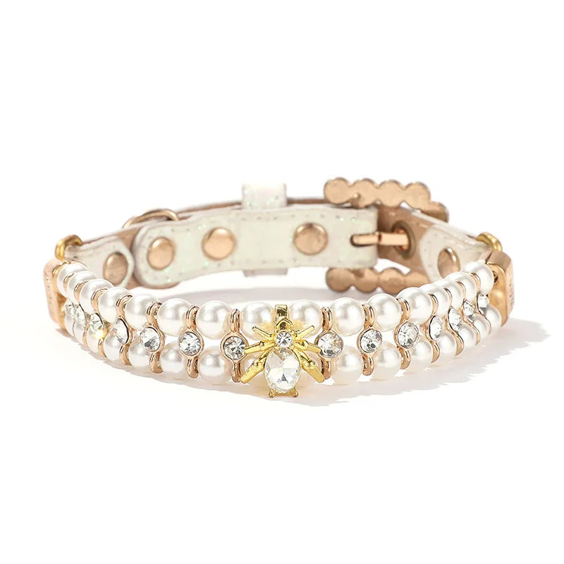 Collarino con Perla Artificiale per Cani e Gatti – Ciondolo Elegante in Pink e…