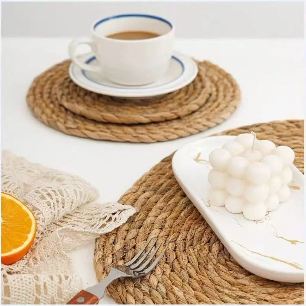 Handwoven Rattan Placemats - Heat Resistant Natural Table Mats for Dining, Kitchen, Wedding & Home Decor, Eco-Friendly Woven