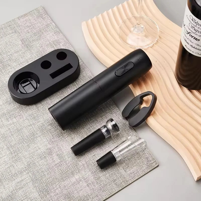 Apribottiglia elettrico 4‑in‑1 ricaricabile con cavatappi automatico e versatore