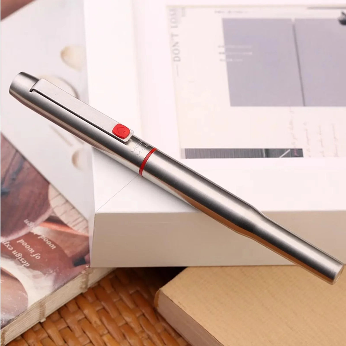 New Moonman B25 Fountain Pen Stainless Steel Imported F Nib Ink Absorber Dual Purpose Design High-end Office Stationery Supplies