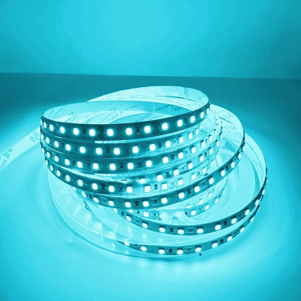 Striscia LED 2835 120 LED/m 8mm, colori RGB, AC 220‑240V, flessibile