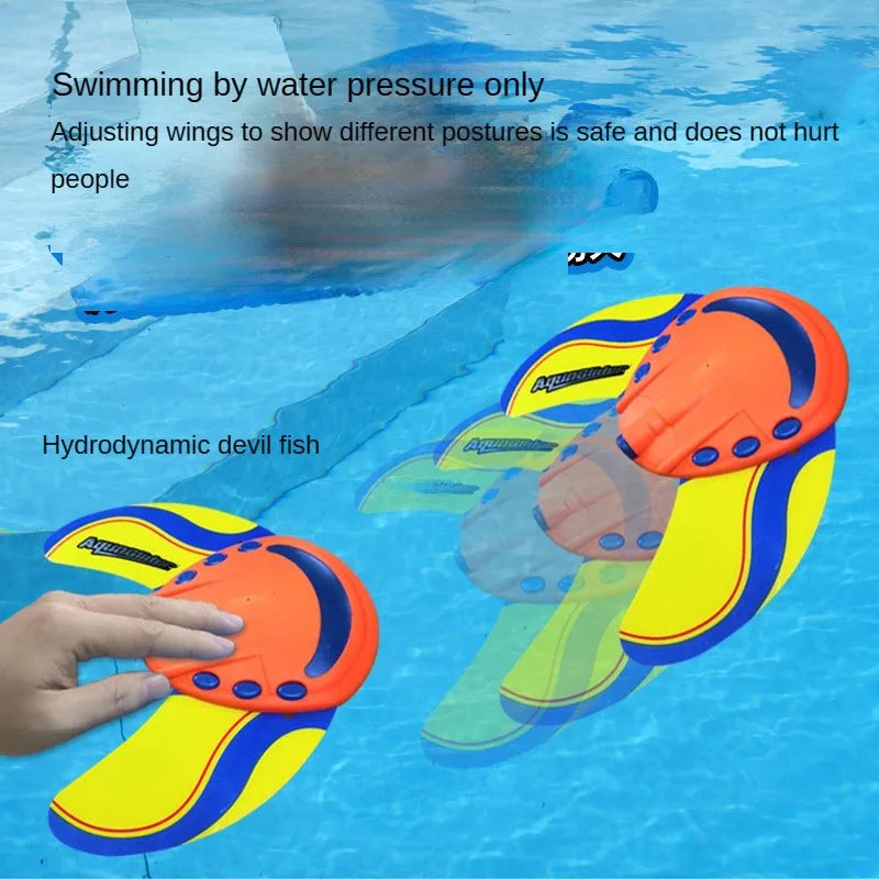 Hydrodynamic Manta Rays Water Splashing Toy Press Forward Beach Pool Swimming Fish Model