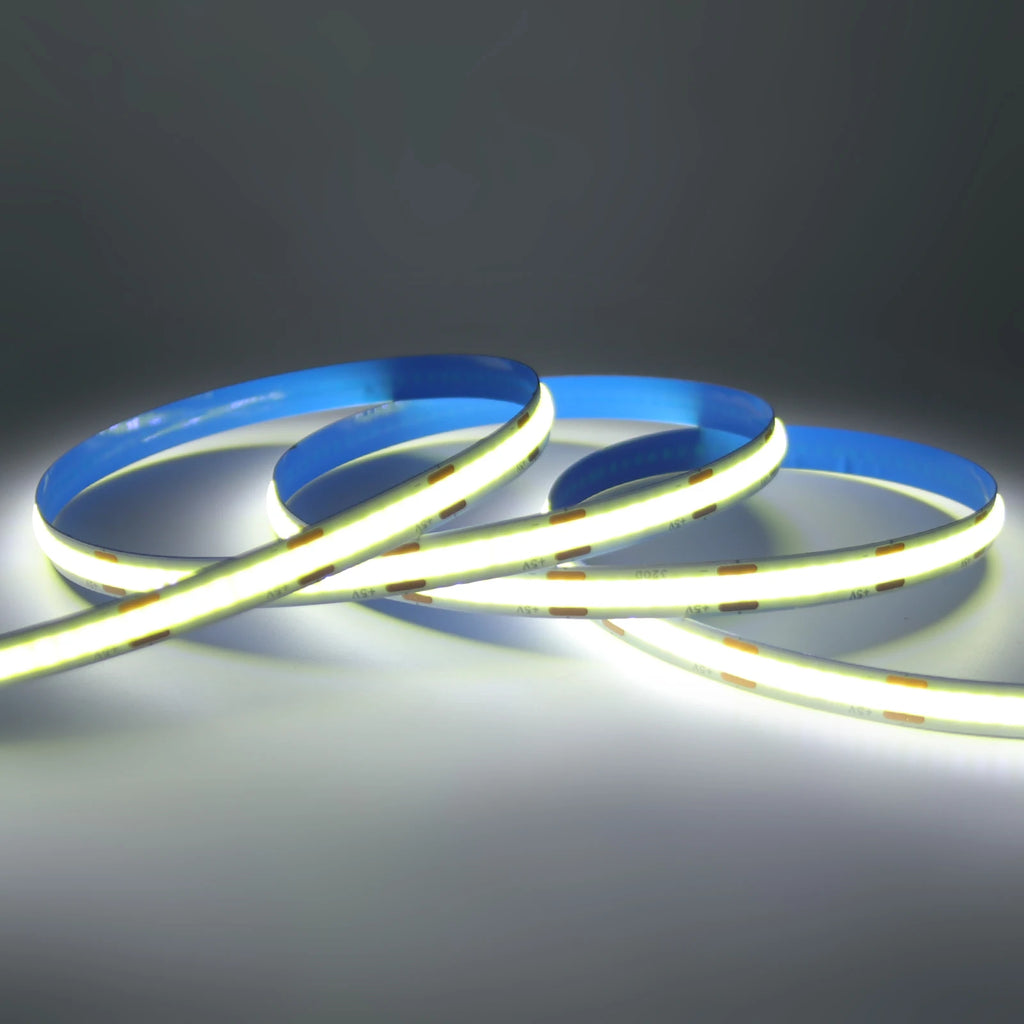 Striscia LED COB 5V 320 LED/m, alimentata da 3 AA, colori 3000‑6000K, 0,5‑5 m